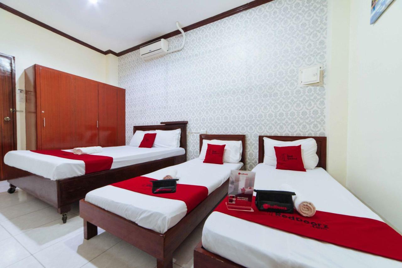 Reddoorz @ Davao Hub General Luna Exterior photo