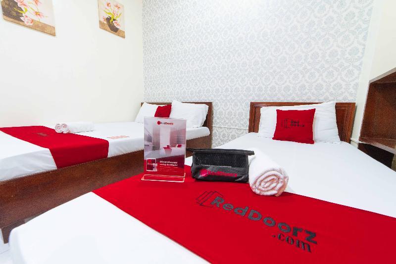 Reddoorz @ Davao Hub General Luna Exterior photo